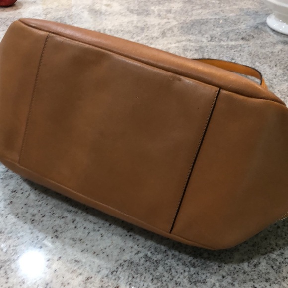 Coach tri color tan shoulder bag - Picture 5 of 7